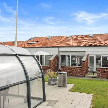 Skarp - 500m From The Sea By Interhome